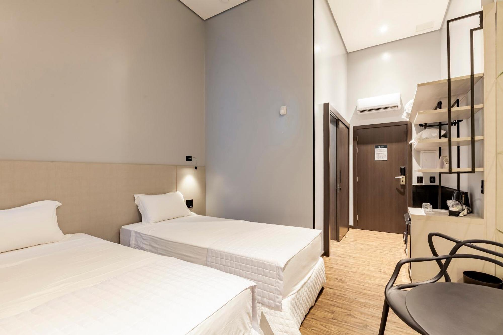 Tri Hotel Premium อิตาเปมา ภายนอก รูปภาพ
