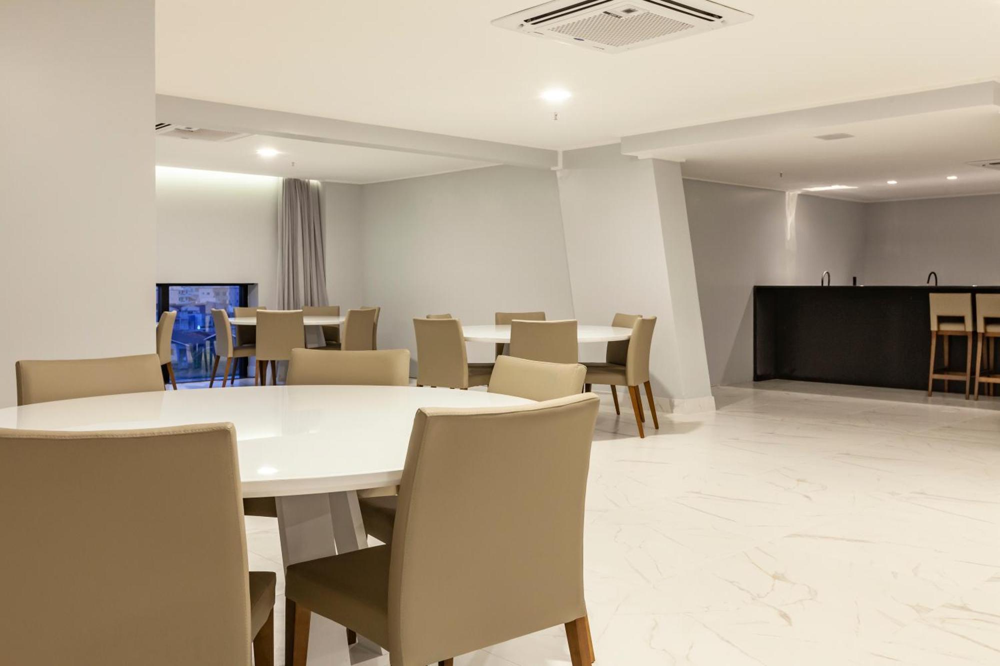 Tri Hotel Premium อิตาเปมา ภายนอก รูปภาพ